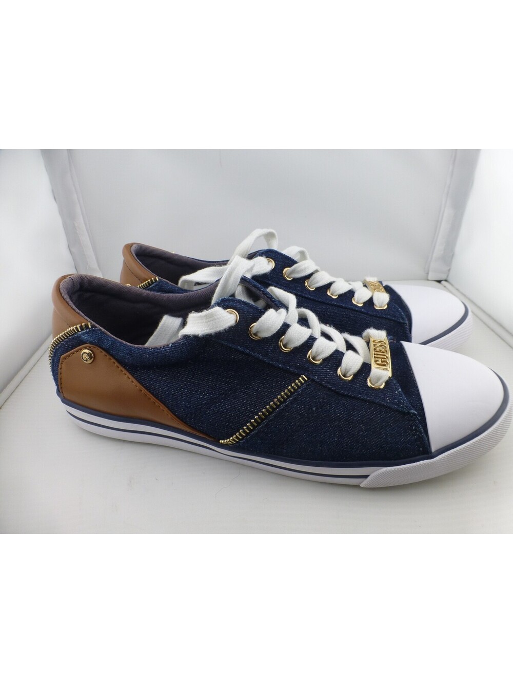 GUESS Women's Size 9M Blue Denim Sneakers Gold Zip Accent Lace Up Shoes - M14